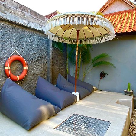 Tropical Garden Inn Batununggul エクステリア 写真