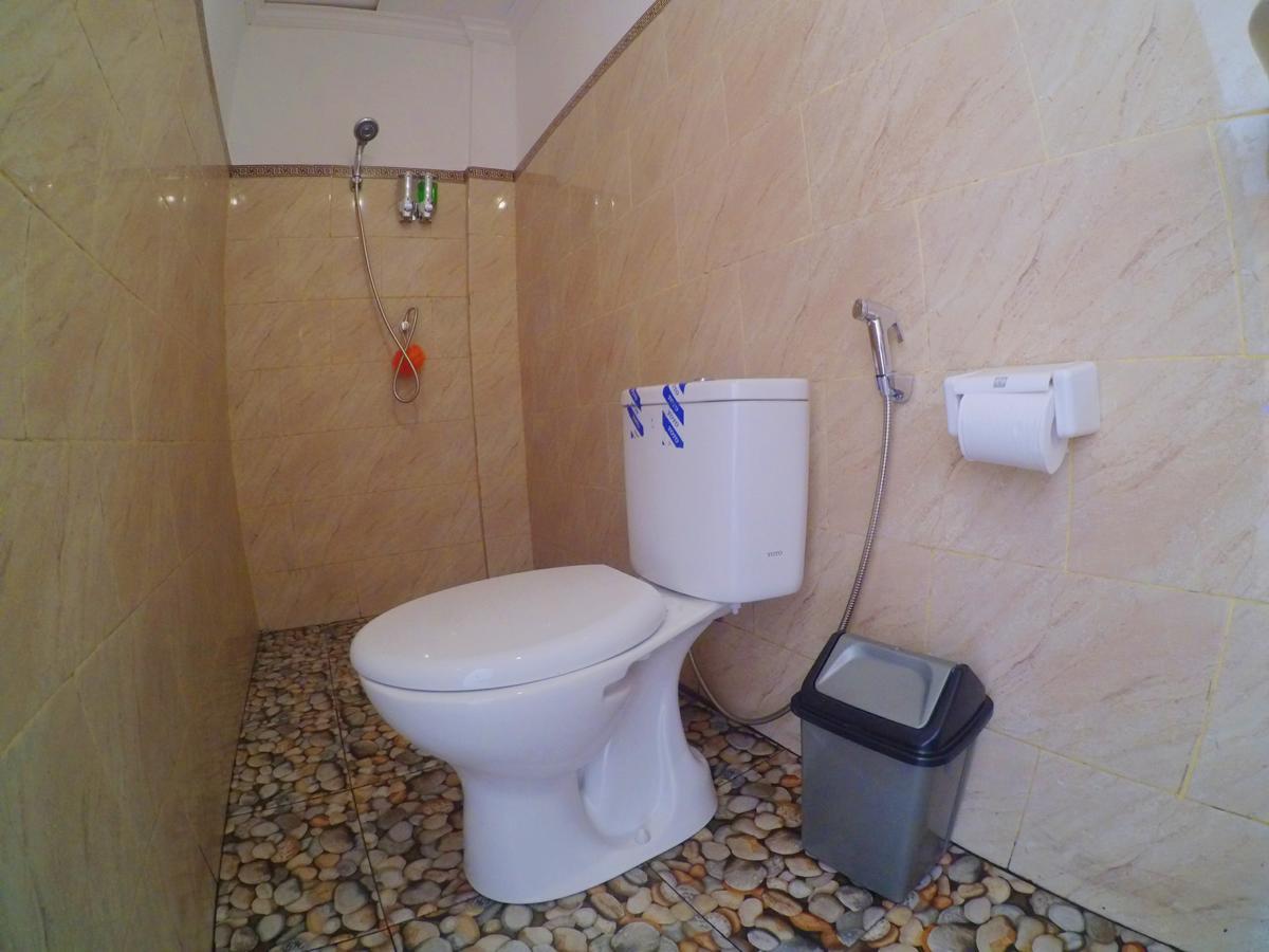 Tropical Garden Inn Batununggul エクステリア 写真