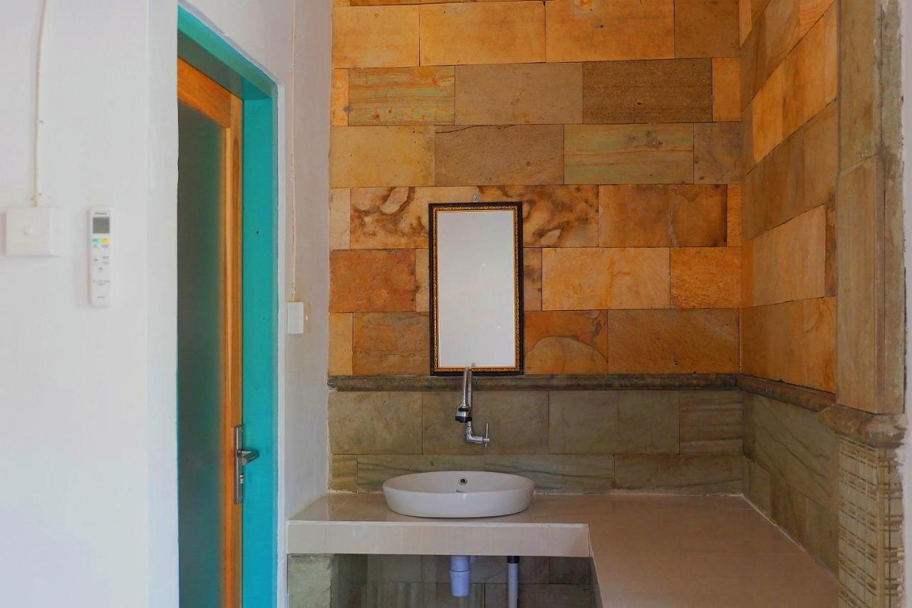 Tropical Garden Inn Batununggul エクステリア 写真
